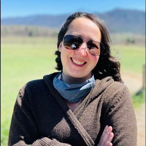 Meet your Posher, Naomi